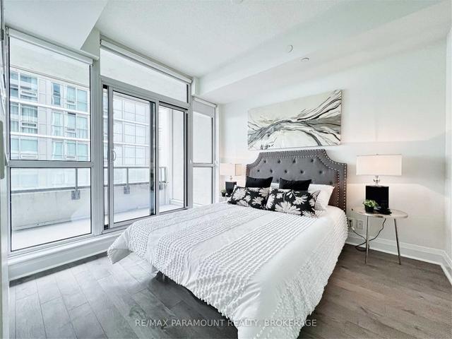 701 - 17 Zorra St, Condo with 1 bedrooms, 1 bathrooms and 0 parking in Toronto ON | Image 13