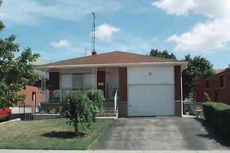 7507 Middlebrook St, House detached with 4 bedrooms, 3 bathrooms and 4 parking in Mississauga ON | Image 1
