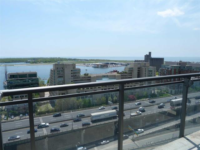 1911 - 11 Brunel Crt, Condo with 1 bedrooms, 1 bathrooms and 1 parking in Toronto ON | Image 15