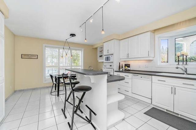 1374 Bridgestone Lane, House detached with 4 bedrooms, 3 bathrooms and 6 parking in Mississauga ON | Image 30