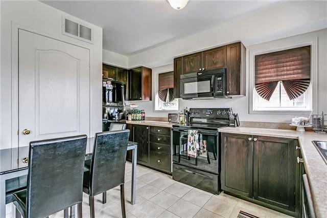 3 - 2563 Sixth Line, Townhouse with 2 bedrooms, 2 bathrooms and 1 parking in Oakville ON | Image 5