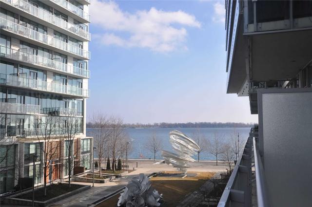 319 - 29 Queens Quay E, Condo with 1 bedrooms, 2 bathrooms and 1 parking in Toronto ON | Image 10