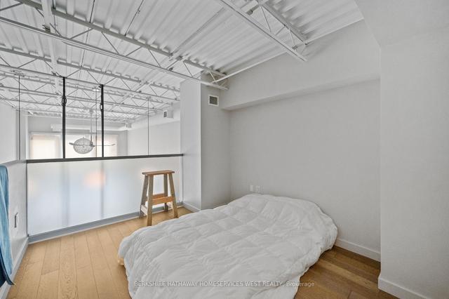 202 - 1478 Queen St W, Condo with 1 bedrooms, 2 bathrooms and 0 parking in Toronto ON | Image 4