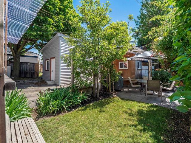 3 Jesmond Ave, House detached with 3 bedrooms, 3 bathrooms and 2 parking in Toronto ON | Image 19