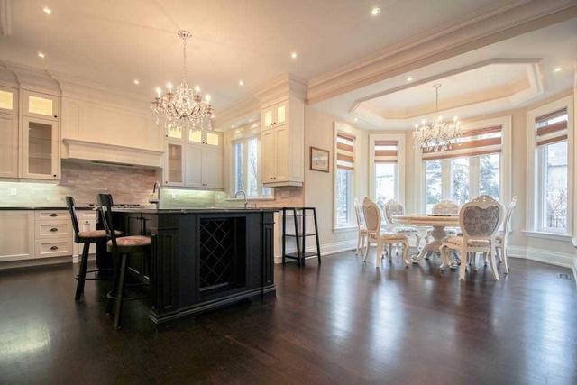 122 Yorkminster Rd, House detached with 4 bedrooms, 5 bathrooms and 2 parking in Toronto ON | Image 6