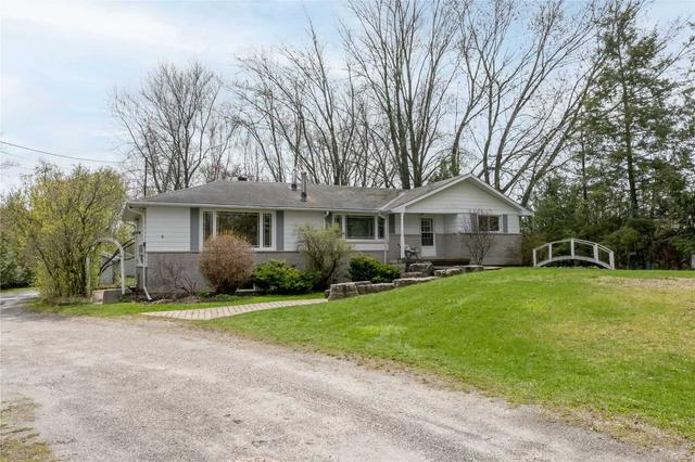 1181 Ravenshoe Rd, House detached with 3 bedrooms, 2 bathrooms and 22 parking in East Gwillimbury ON | Image 18