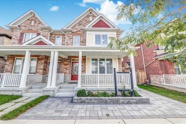107 Cornwall Dr, House semidetached with 3 bedrooms, 3 bathrooms and 3 parking in Markham ON | Image 1