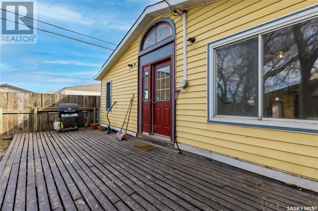 313 E Avenue S, House detached with 2 bedrooms, 2 bathrooms and null parking in Saskatoon SK | Image 36