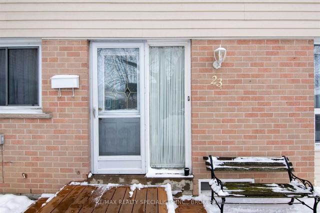 23 Homer Sq, House detached with 3 bedrooms, 1 bathrooms and 2 parking in Brampton ON | Image 18