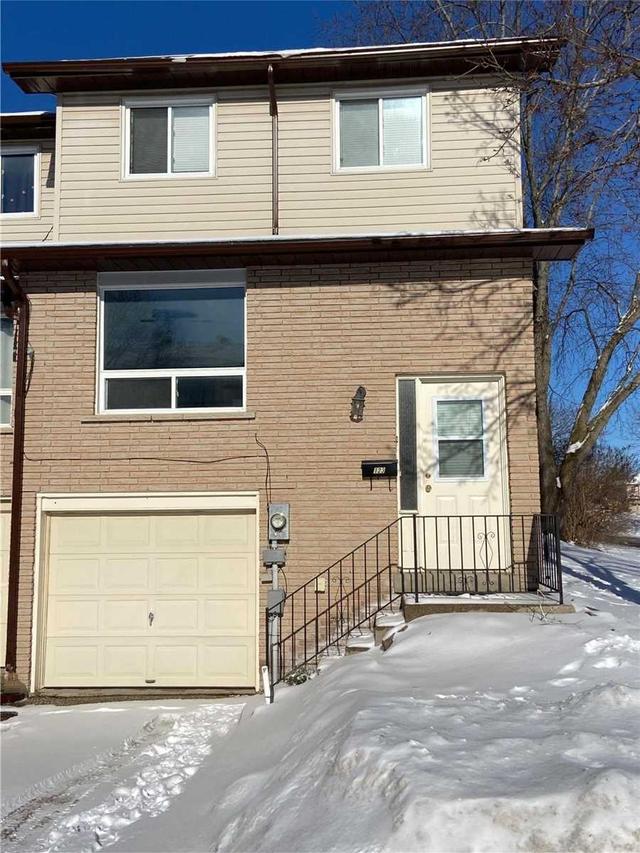 123 - 1095 Mississaga St W, House attached with 3 bedrooms, 1 bathrooms and 2 parking in Orillia ON | Card Image