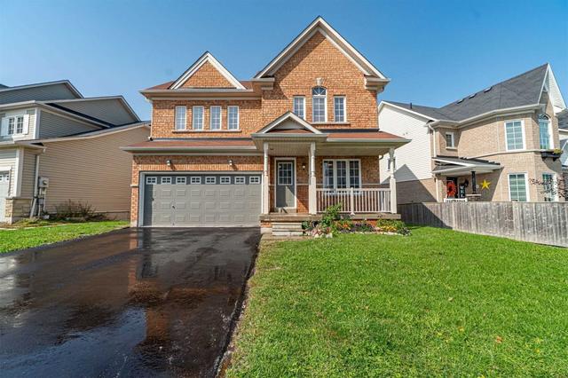 92 Diana Way, House detached with 3 bedrooms, 3 bathrooms and 6 parking in Barrie ON | Image 1