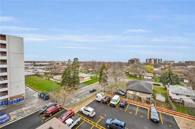608 - 851 Queenston Road, Condo with 3 bedrooms, 1 bathrooms and null parking in Hamilton ON | Image 33