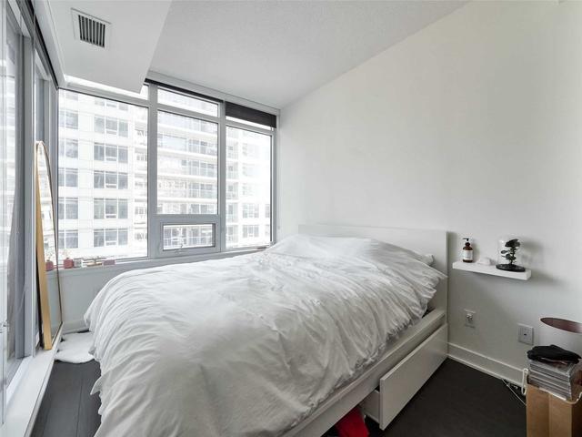 1210 - 19 Bathurst St, Condo with 1 bedrooms, 1 bathrooms and 0 parking in Toronto ON | Image 9