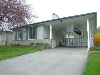 1966 Delaney Dr, House detached with 3 bedrooms, 1 bathrooms and 3 parking in Mississauga ON | Image 1