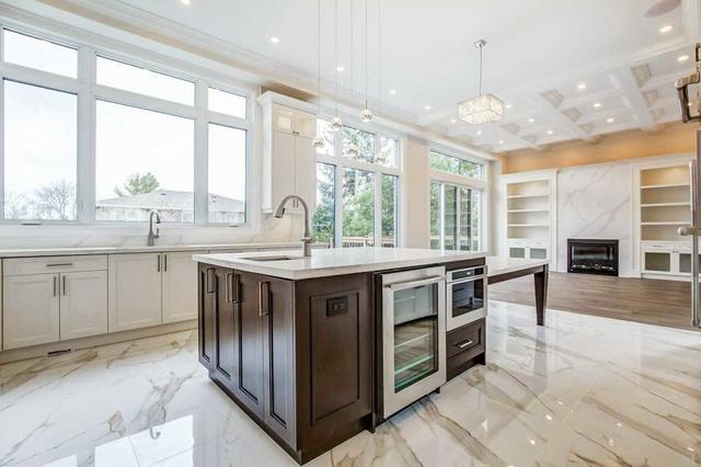 2545 Glengarry Rd, House detached with 4 bedrooms, 7 bathrooms and 8 parking in Mississauga ON | Image 6
