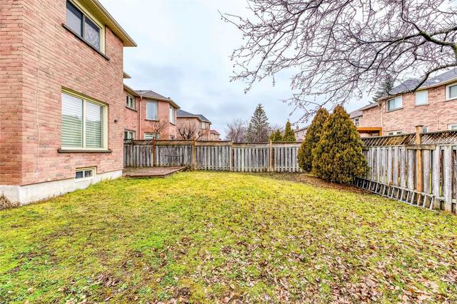 5655 Goldenbrook Dr, House detached with 4 bedrooms, 4 bathrooms and 4 parking in Mississauga ON | Image 13
