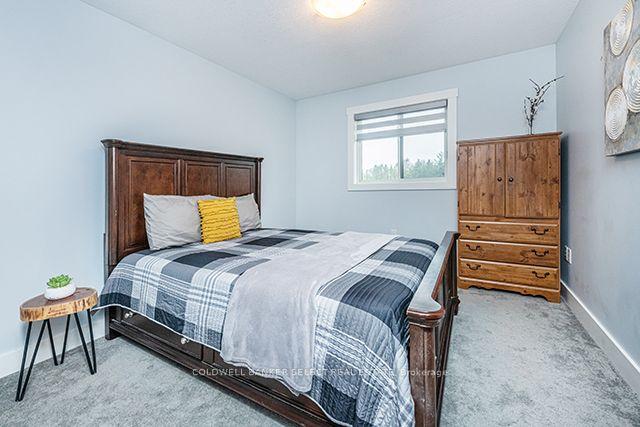 88 5th St, House detached with 2 bedrooms, 2 bathrooms and 6 parking in Hanover ON | Image 11