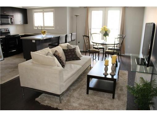 9 - 2557 Sixth Line, Townhouse with 2 bedrooms, 2 bathrooms and 1 parking in Oakville ON | Image 5
