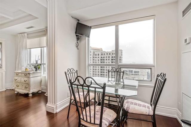 1406 - 9235 Jane St, Condo with 2 bedrooms, 3 bathrooms and 2 parking in Vaughan ON | Image 8