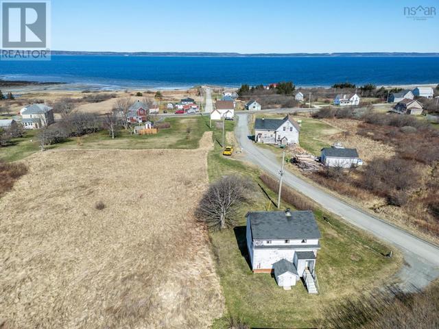 32 Gaudet Road, House detached with 2 bedrooms, 1 bathrooms and null parking in Clare NS | Image 43