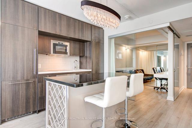 2818 - 155 Yorkville Ave, Condo with 2 bedrooms, 2 bathrooms and 1 parking in Toronto ON | Image 23