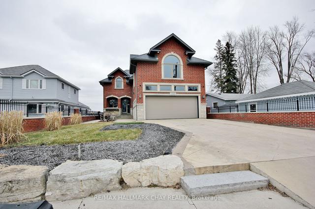 283 Beach Rd, House detached with 3 bedrooms, 3 bathrooms and 5 parking in Innisfil ON | Image 1
