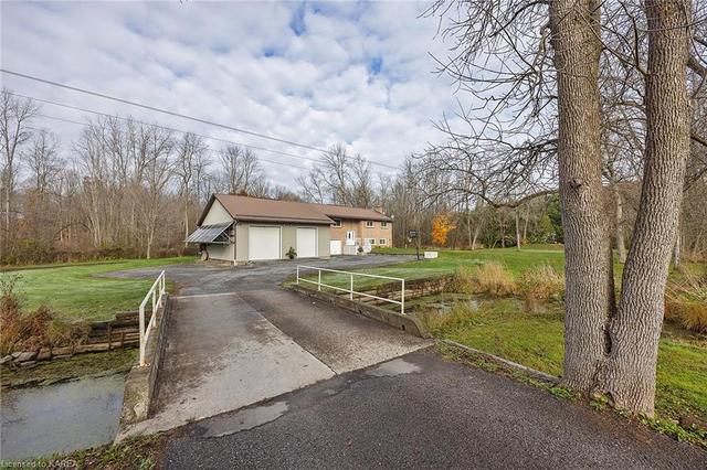 5048 Highway 15, House detached with 5 bedrooms, 2 bathrooms and 14 parking in Kingston ON | Image 12