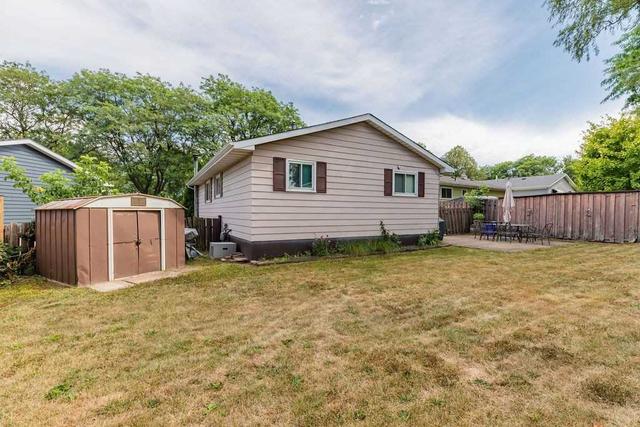 2125 Linmouth Terr, House detached with 3 bedrooms, 1 bathrooms and 8 parking in Burlington ON | Image 17