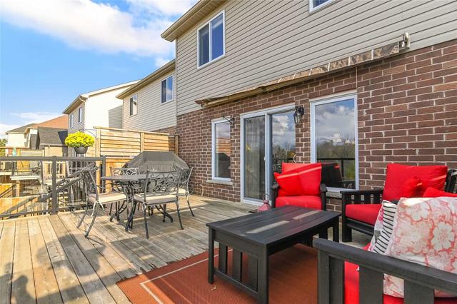 552 Starwood Dr, House detached with 3 bedrooms, 3 bathrooms and 3 parking in Guelph ON | Image 26