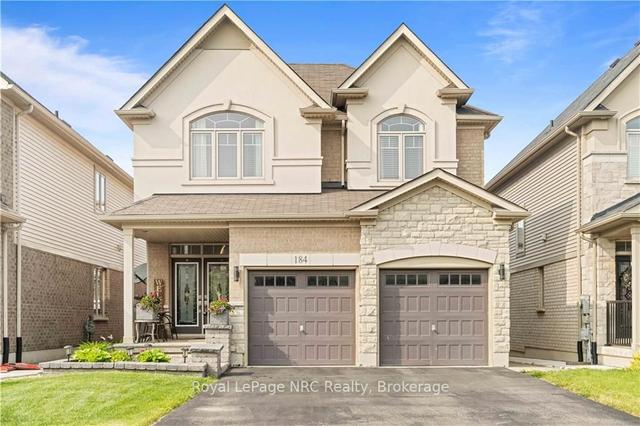 184 Echovalley Dr, House detached with 3 bedrooms, 4 bathrooms and 6 parking in Hamilton ON | Image 1