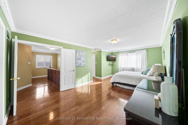 4 Sivyer Cres, House detached with 4 bedrooms, 4 bathrooms and 4 parking in Ajax ON | Image 7