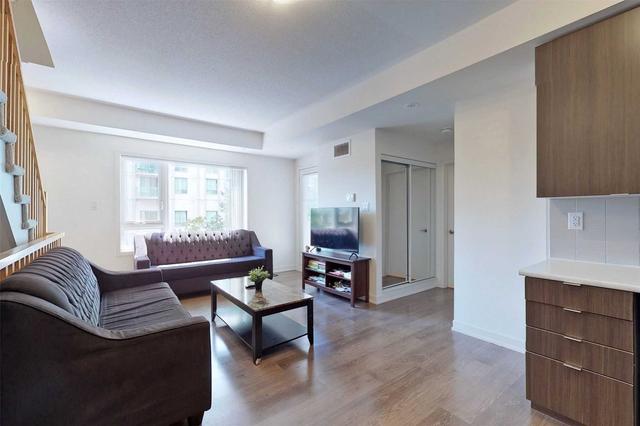 02 - 40 Orchid Place Dr, Townhouse with 3 bedrooms, 3 bathrooms and 1 parking in Toronto ON | Image 8