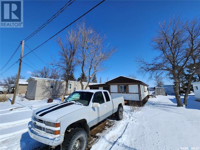 109 Larch Street, Home with 2 bedrooms, 1 bathrooms and null parking in Caronport SK | Image 24