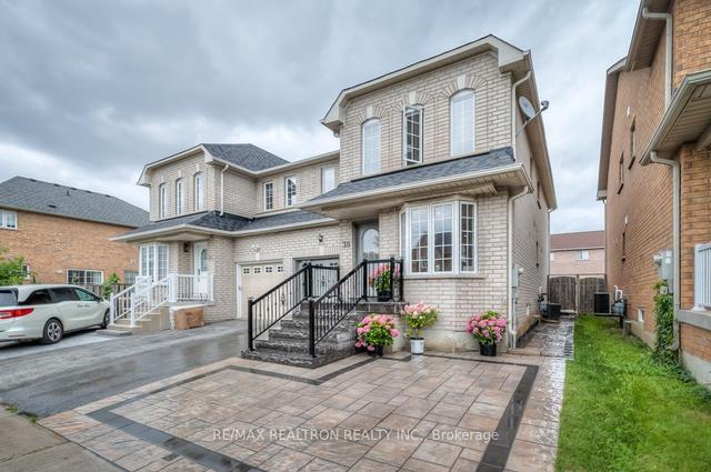 39 Lucien St, House semidetached with 4 bedrooms, 4 bathrooms and 3 parking in Markham ON | Image 12