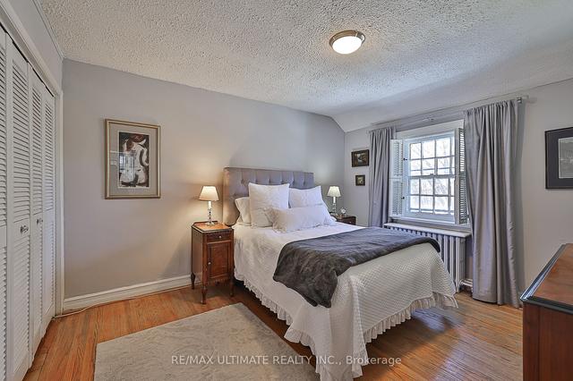 190 Sutherland Dr, House semidetached with 2 bedrooms, 2 bathrooms and 0 parking in Toronto ON | Image 6