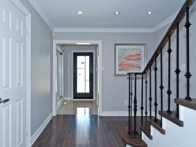 44 Rangeley Dr, House detached with 4 bedrooms, 3 bathrooms and 3 parking in Toronto ON | Image 23