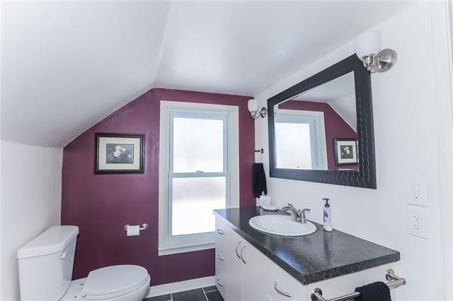 4 Flower St, House detached with 3 bedrooms, 2 bathrooms and 2 parking in St. Catharines ON | Image 17