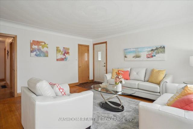165 West 27th St, House detached with 3 bedrooms, 1 bathrooms and 3 parking in Hamilton ON | Image 33