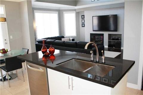 495 Hidden Tr, House detached with 4 bedrooms, 4 bathrooms and 2 parking in Oakville ON | Image 3