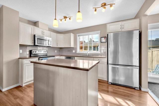 47 Marine Drive Se, Home with 3 bedrooms, 3 bathrooms and 2 parking in Calgary AB | Image 10