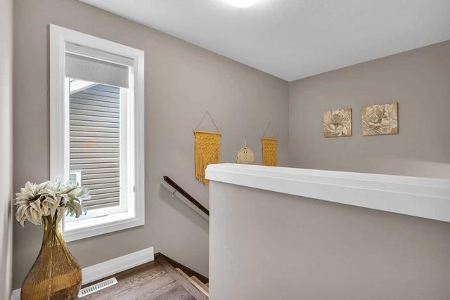 1667 Valhalla St, House detached with 3 bedrooms, 3 bathrooms and 3 parking in London ON | Image 11