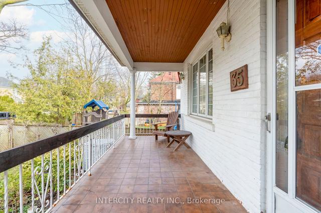 35 & 35 Park Hill Rd, House detached with 3 bedrooms, 2 bathrooms and 4 parking in Toronto ON | Image 28