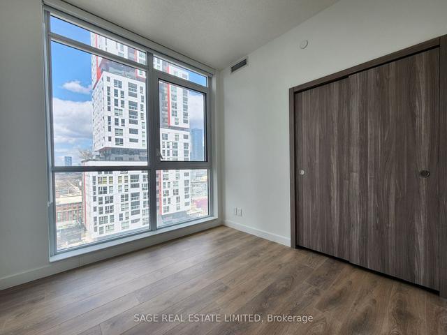 2201 - 38 Widmer St, Condo with 2 bedrooms, 1 bathrooms and 0 parking in Toronto ON | Image 11