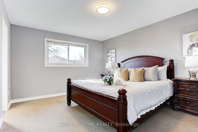 87 Stockdale Cres, House detached with 4 bedrooms, 3 bathrooms and 8 parking in Richmond Hill ON | Image 14