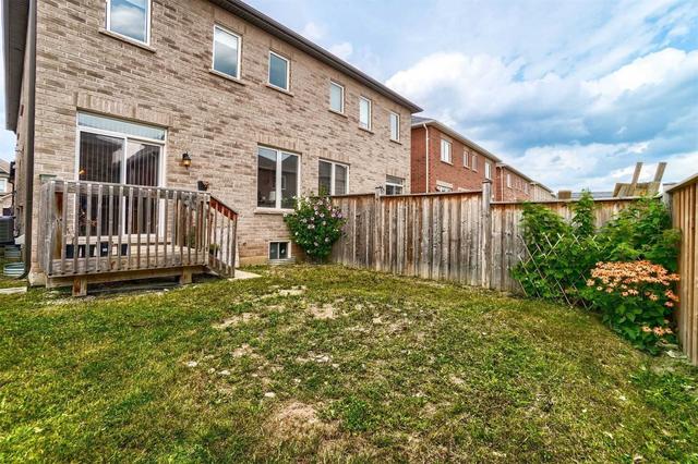 41 Antibes Dr, House semidetached with 4 bedrooms, 3 bathrooms and 3 parking in Brampton ON | Image 25