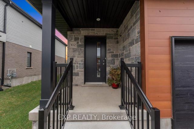 302 Bradshaw Dr, House attached with 3 bedrooms, 3 bathrooms and 2 parking in Stratford ON | Image 17