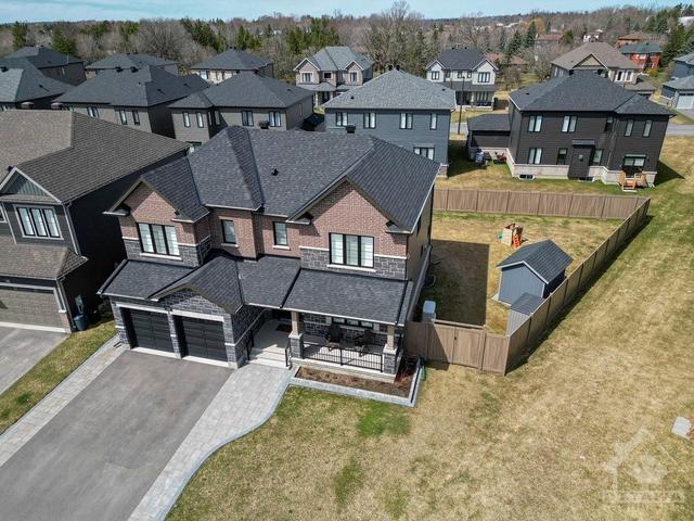 58 Ascari Road, House detached with 5 bedrooms, 5 bathrooms and 4 parking in Ottawa ON | Image 2