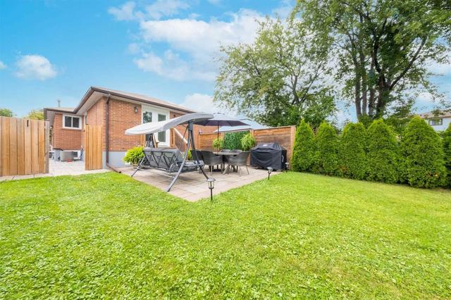 2351 Gareth Rd, House semidetached with 3 bedrooms, 2 bathrooms and 4 parking in Mississauga ON | Image 20