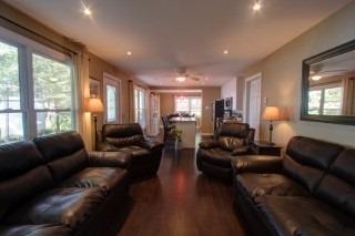 21 Osprey Tr, House detached with 3 bedrooms, 2 bathrooms and 8 parking in Kawartha Lakes ON | Image 9
