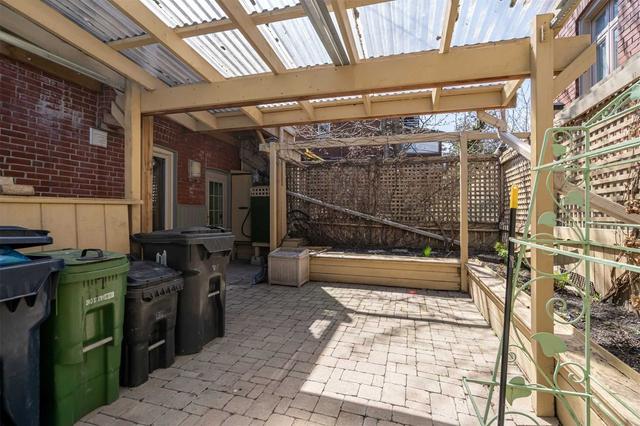 248 Hallam St, House detached with 3 bedrooms, 3 bathrooms and 1 parking in Toronto ON | Image 31